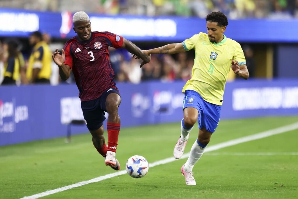 Brazil aims for bounce-back display vs. Paraguay