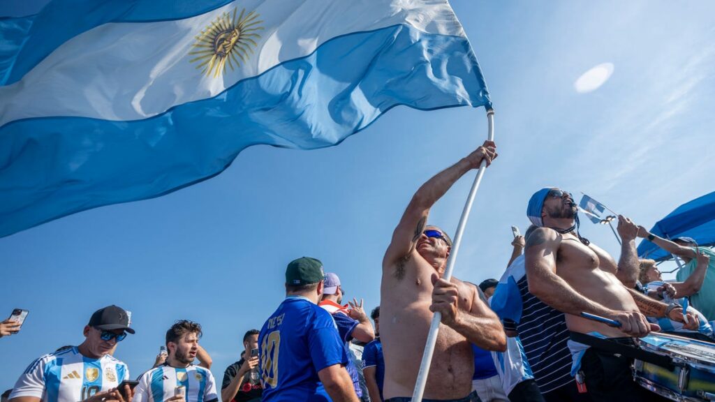Fans tailgate at MetLife before Lionel Messi, Argentina vs Chile in Copa America 2024 - NorthJersey.com