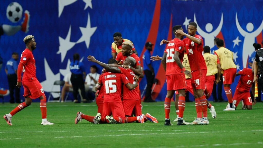 Panama stun USA in huge Copa America upset | Football News