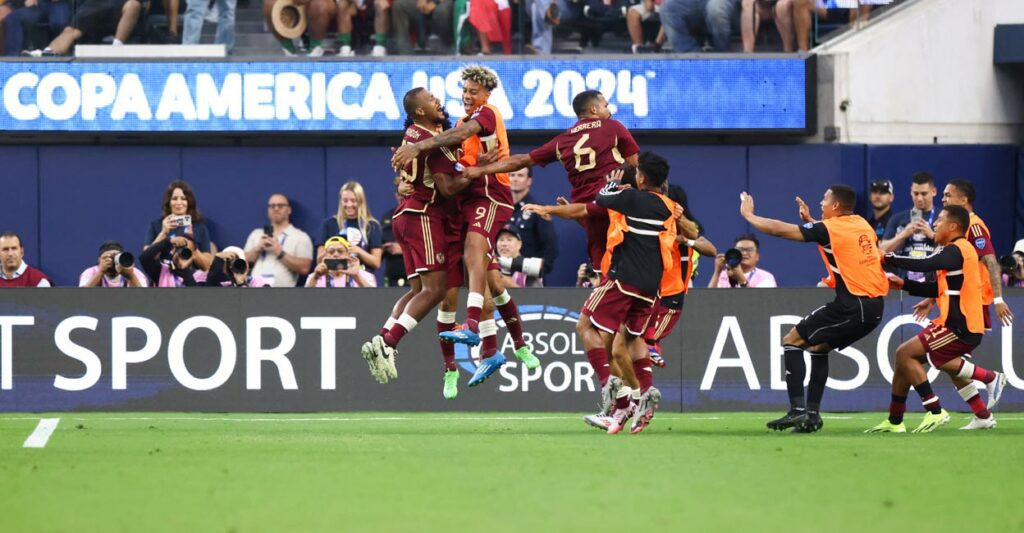 Rondon penalty sends Venezuela into Copa America quarterfinals | Football News