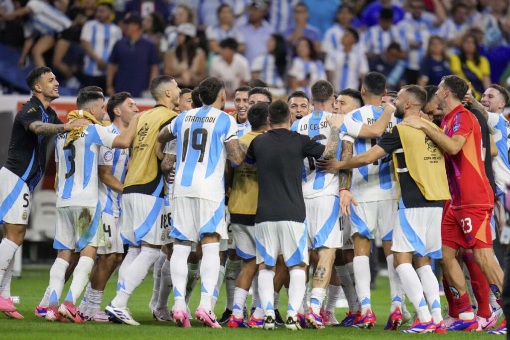 Argentina reaches Copa America semifinals, beating Ecuador 4-2 on penalty kicks after 1-1 draw