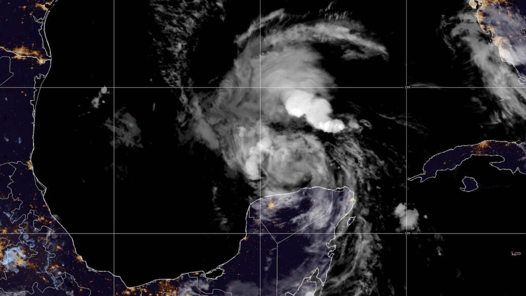 Beryl charts its course toward South Texas, eyeing what could become the first US landfall of the Atlantic season