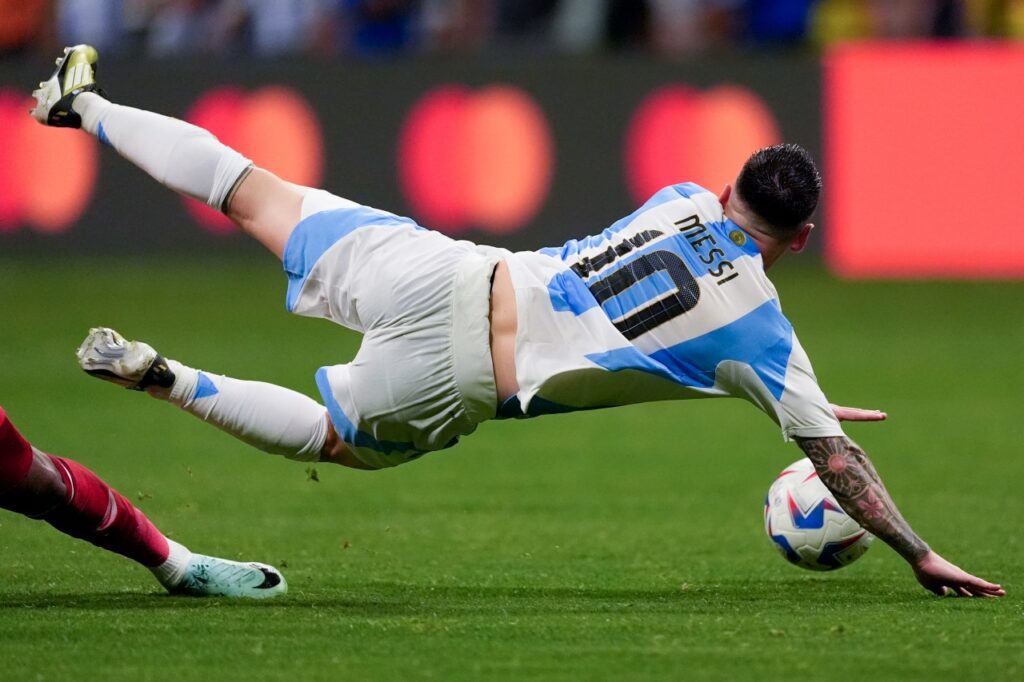 CONMEBOL assures Hard Rock Stadium’s surface will be in ‘excellent condition’ for Copa America final – NewsNation