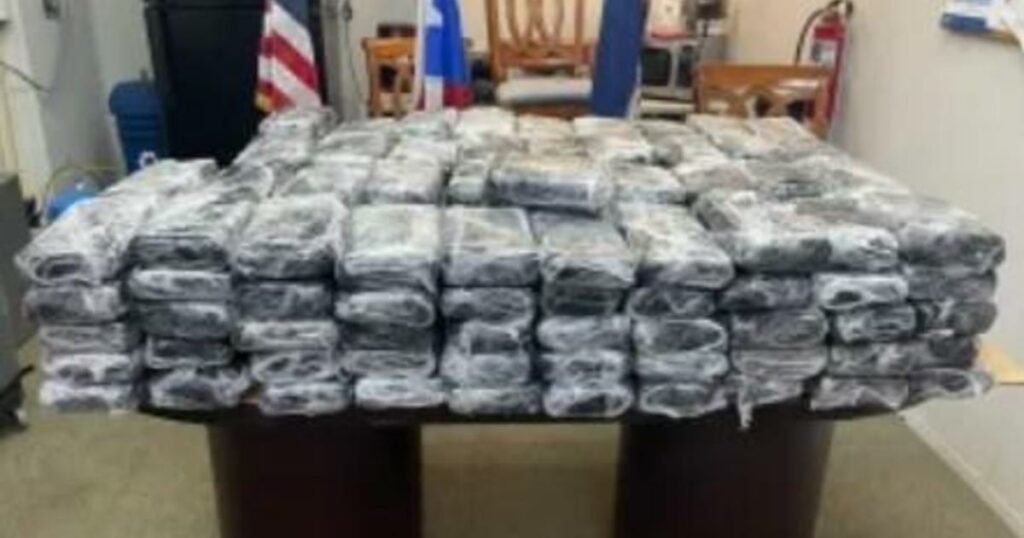 660 pounds of cocaine seized by feds from boat sailing near Puerto Rico