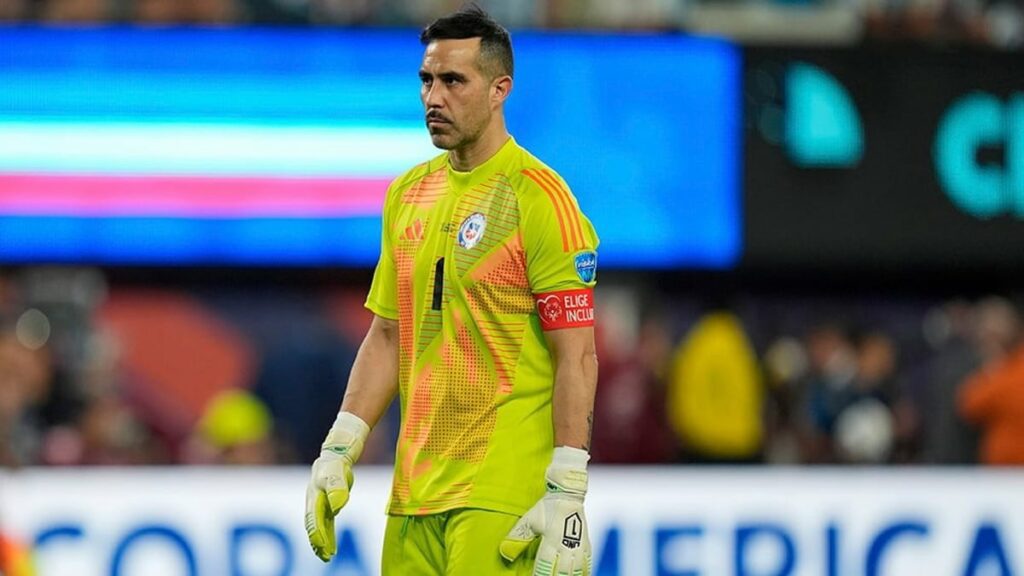 Claudio Bravo Chile Goalkeeper Hangs Up Boots At 41 After Storied Career