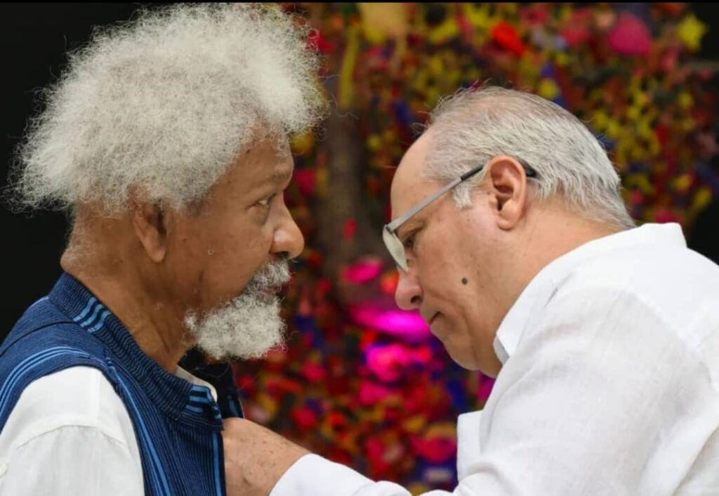 Cuba honours Wole Soyinka with national medal