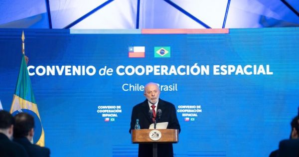 Lula lays the foundation stone of Chile's Space Center — MercoPress