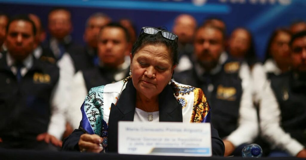 Nuevo ataque de la Fiscal de Guatemala contra el presidente Bernardo Arévalo: pidió a la Corte Suprema que le retire la inmunidad