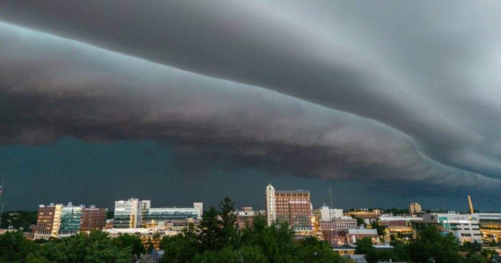 Severe thunderstorm watch issued for Omaha