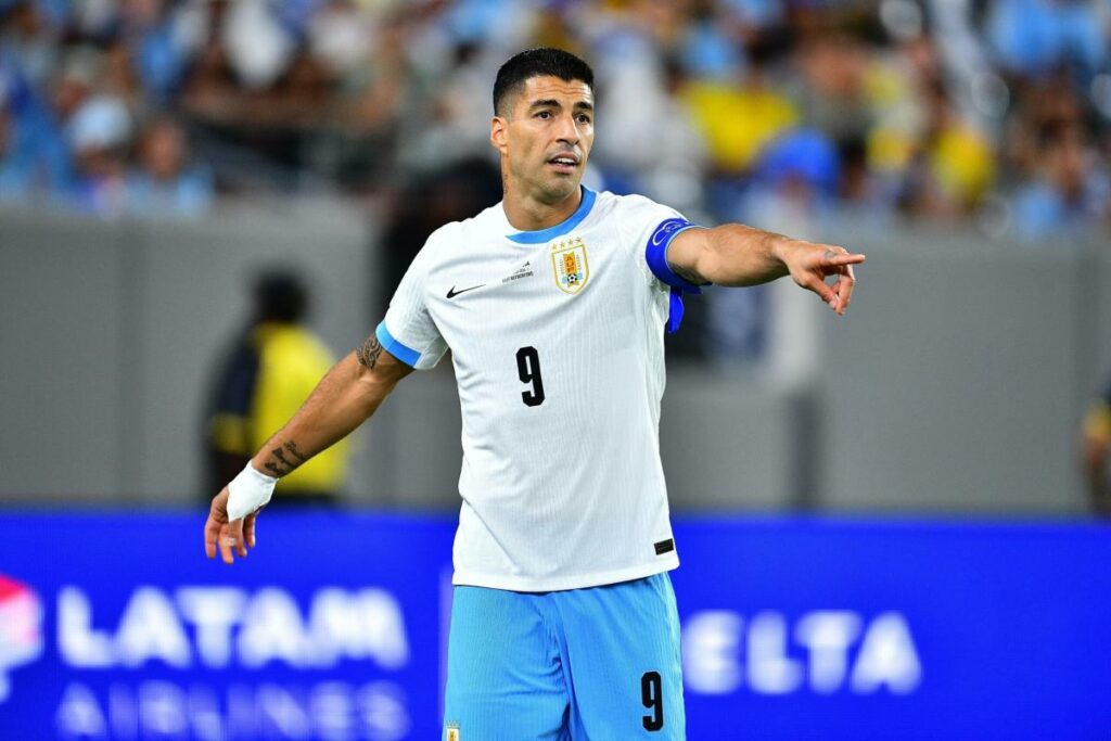 Report: Uruguay’s Top Scorer Ends Illustrious International Career