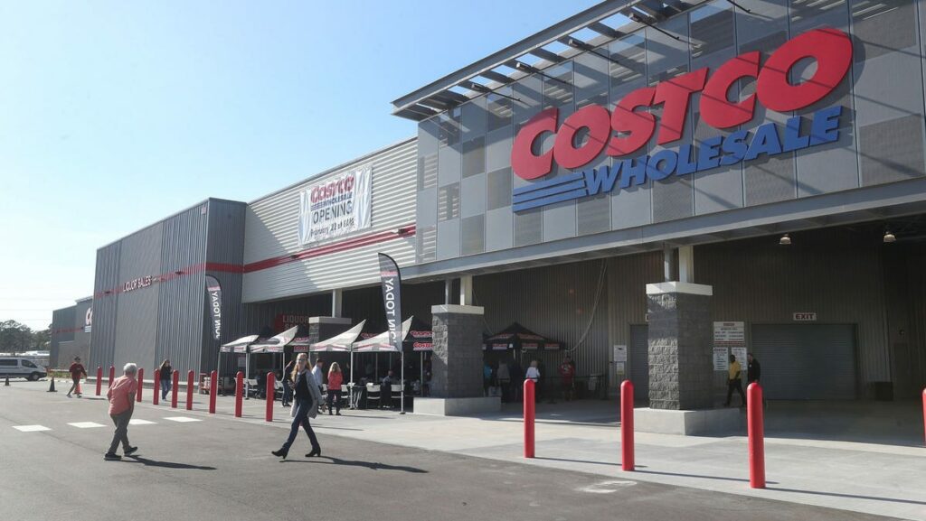 Costco increases membership costs for the first time since 2017