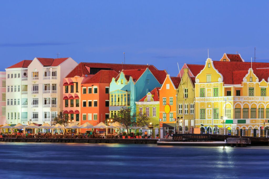 Curacao Travel Guide, News and Information