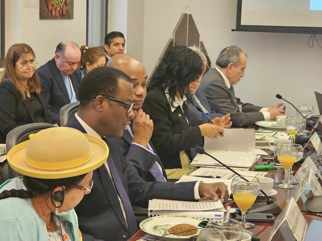 Min. Todd attends meeting on roadmap for integration of South America