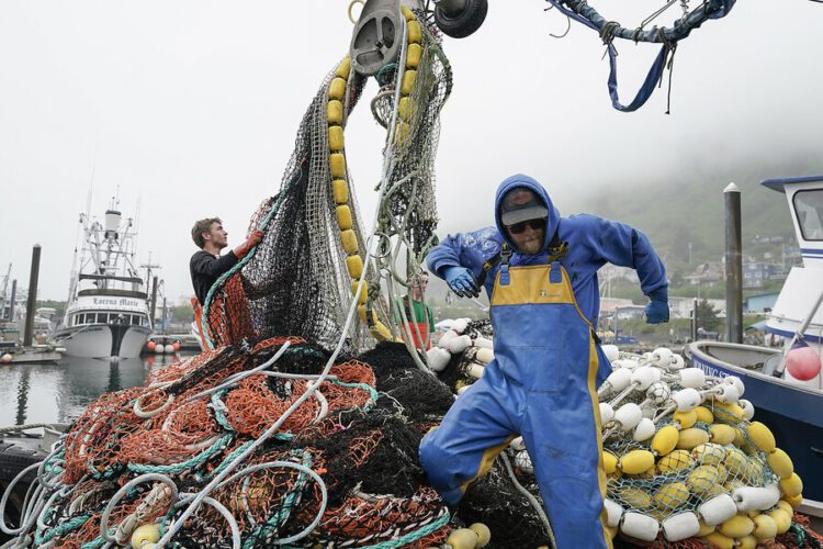 Can US seafood industry revive? Mayor and fishmonger Larry Toomer has a recipe.