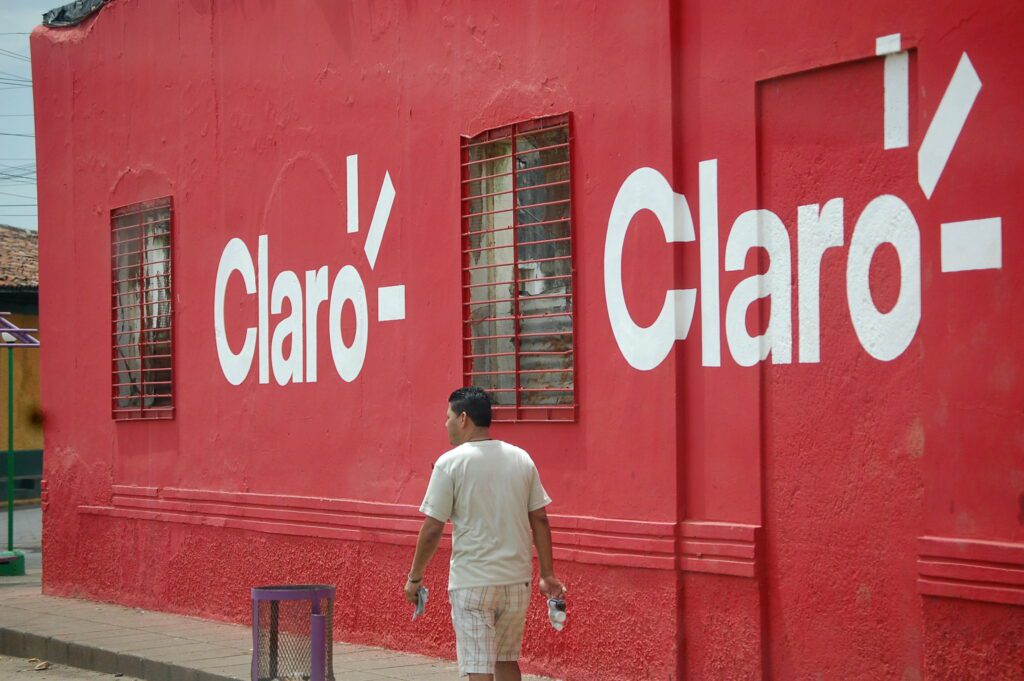 Claro to Put $200M into Colombia for AI-Ready Networks