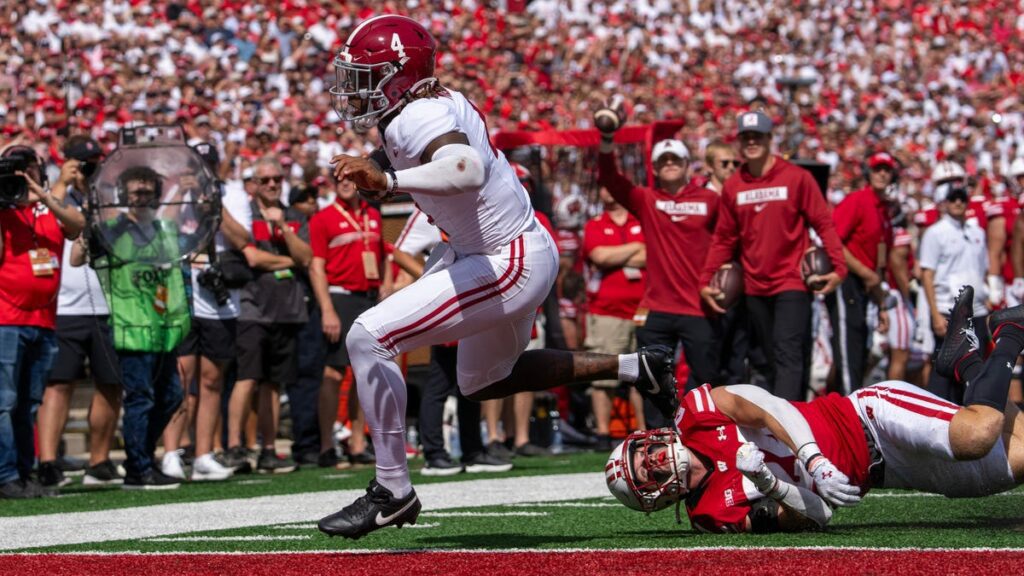 Crimson Tide shine vs Wisconsin