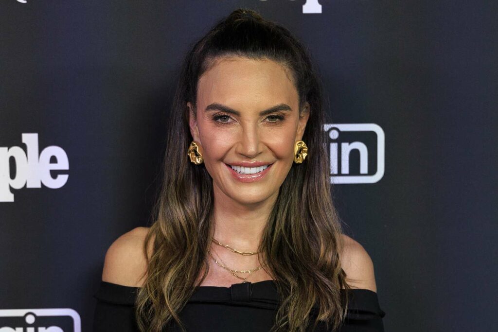 Elizabeth Chambers Attends First Event After Moving Back to L.A. from Grand Cayman