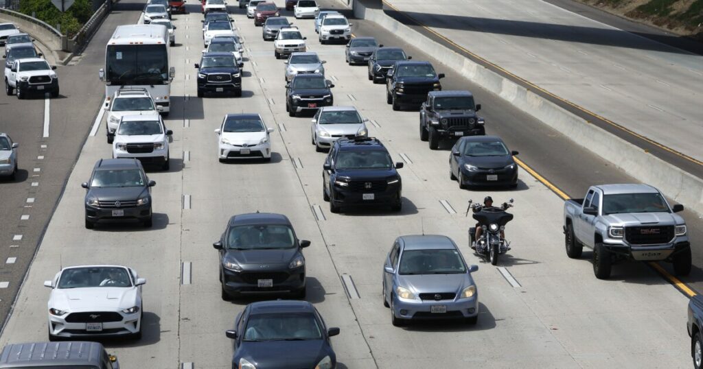 New cars in California could alert drivers for breaking the speed limit