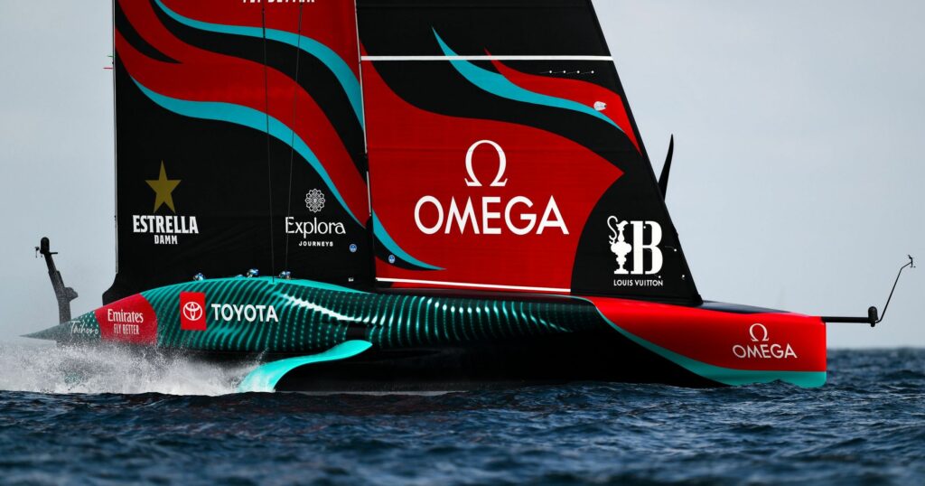 Historic New Zealand retain the America's Cup 7-2 as Ineos Britannia and Ainslie come up short in Barcelona