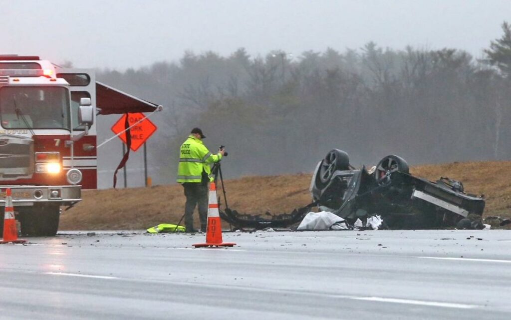 Calls for highway median barriers and strong political opinions: Letters