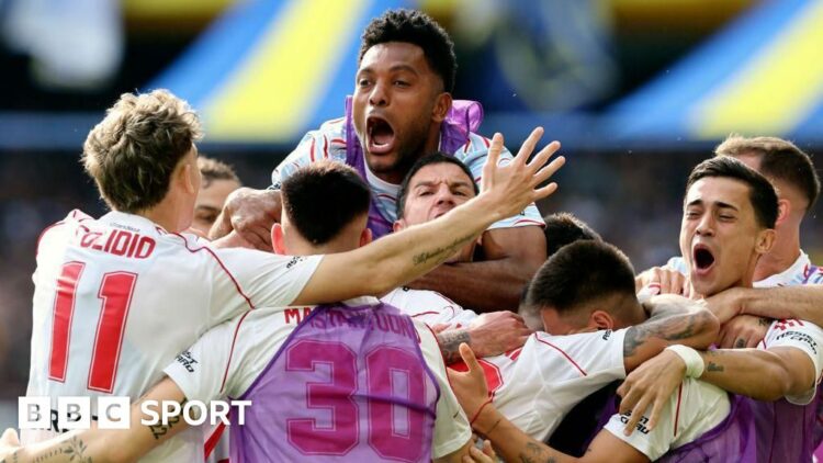 River Plate players celebrate a goal