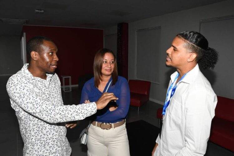 Fujitsu hosts key customers at first Friday Mingle