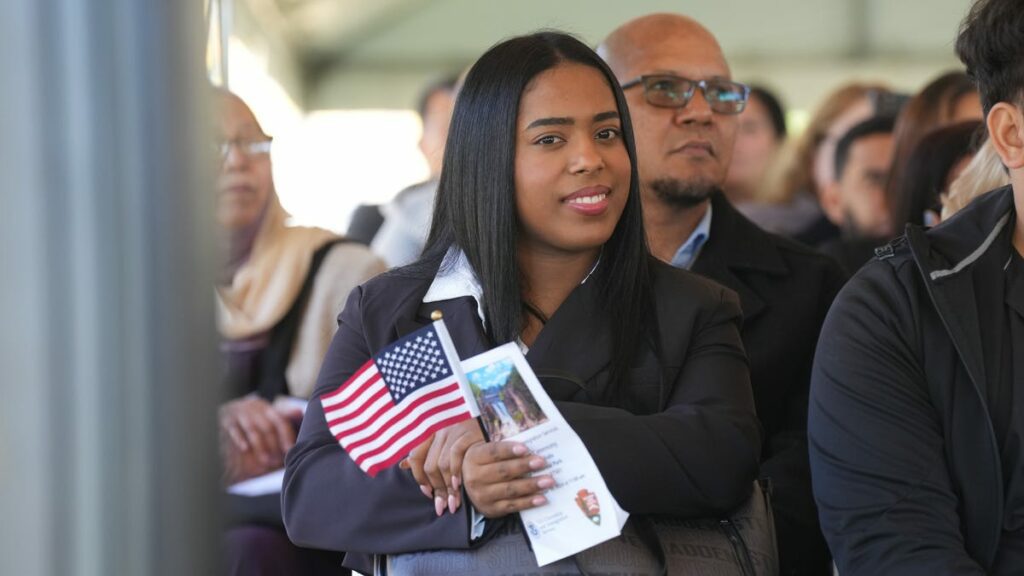 Immigrants become US citizens in Paterson NJ ceremony