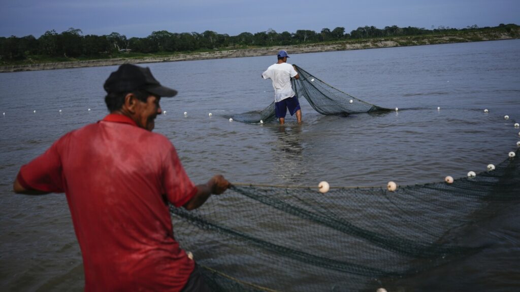 In Colombia, Amazon River's extreme drought falls hard on Indigenous communities