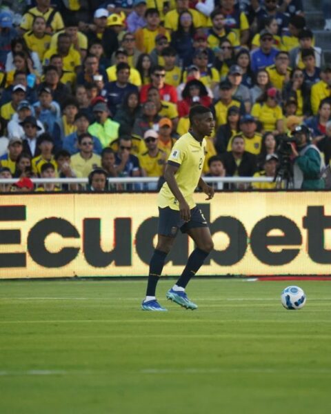 LA PRENSA | Diario - Eliminatorias Sudamericanas / Ecuador definió el plantel para sus partidos