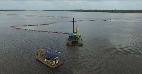 Paraguay's shipping business needs Paraná River dredged as soon as possible — MercoPress