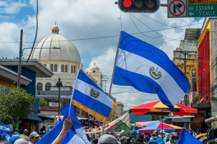 The American Dream Is Alive … In El Salvador, And It's Safer Than Disneyland, Says Bitcoin Bull Max Keiser