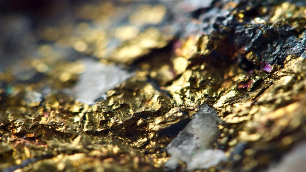 Peak Minerals to acquire Tapanahony Gold project in South America