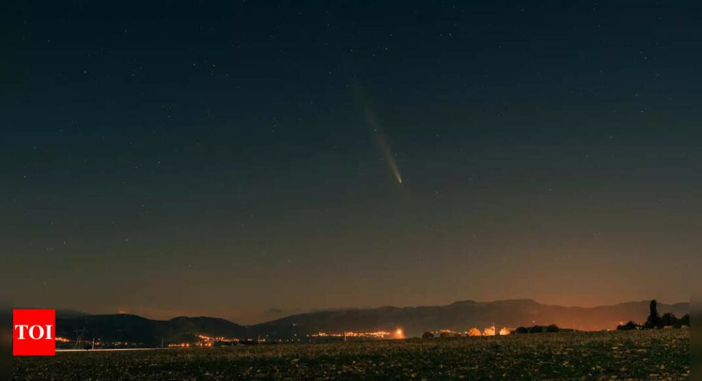 Satellite captures fireball exploding over North America |