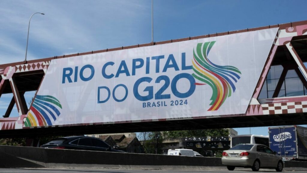 A G20 Summit banner is seen at the Brazil Avenue, north zone of Rio de Janeiro, Brazil, on November 7, 2024.