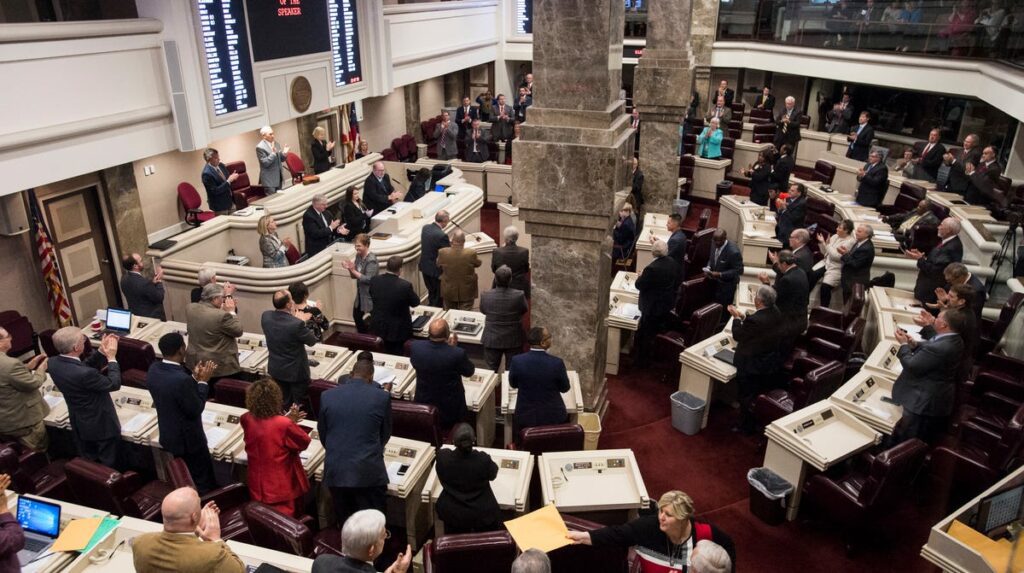 Republicans keep control of Alabama politics