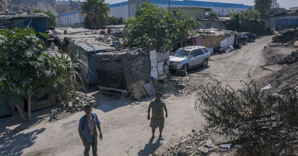 Tres años después de la llegada de Amazon, este barrio de Tijuana sigue siendo uno de los más pobres de la ciudad