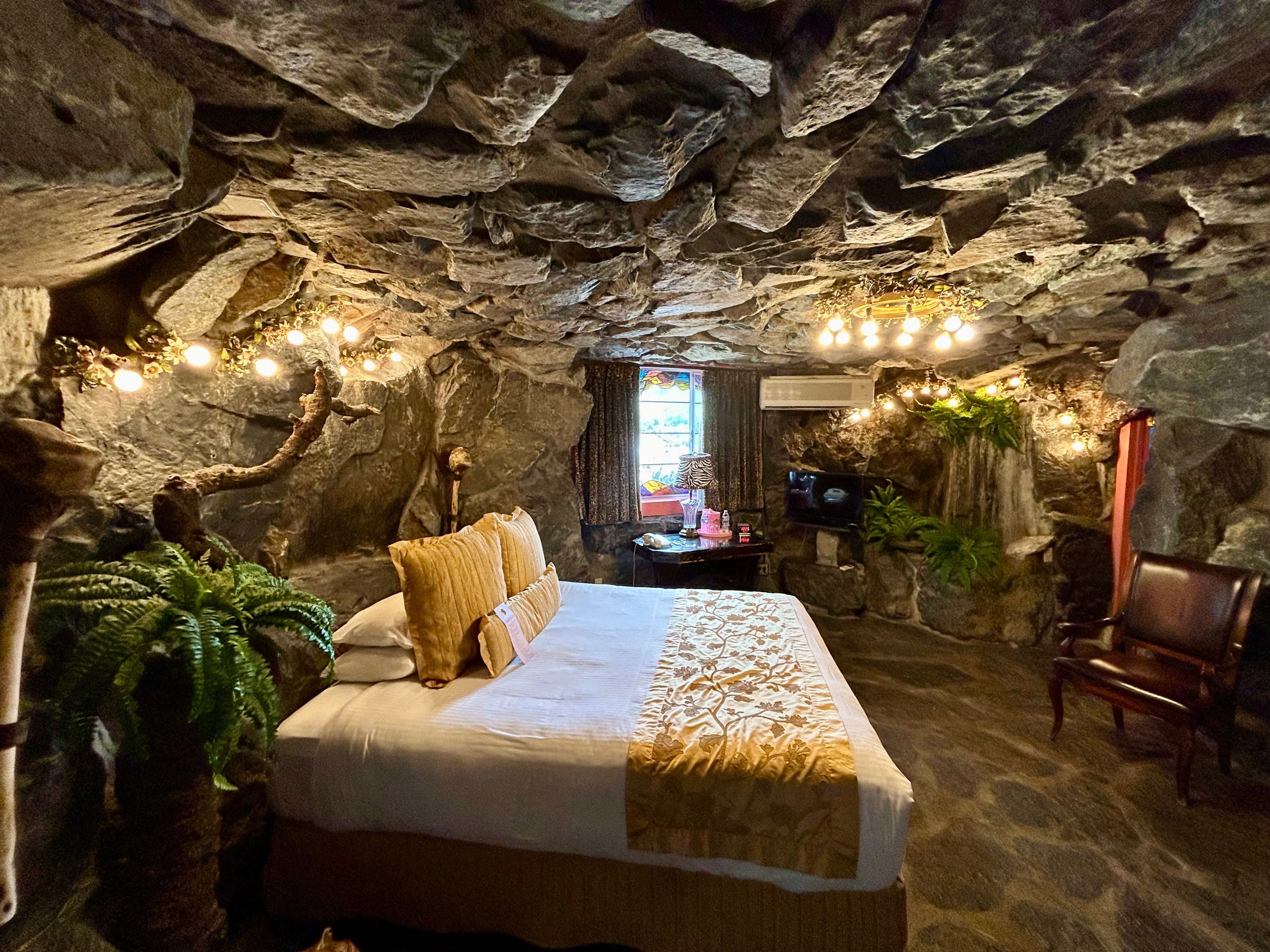For a Flintstones-style room try the Madonna motel