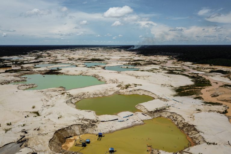 Illegal and unregulated gold mining in the La Pampa area near Puerto Maldonado, Peru. Photo courtesy Jason Houston/Upper Amazon Conservancy.