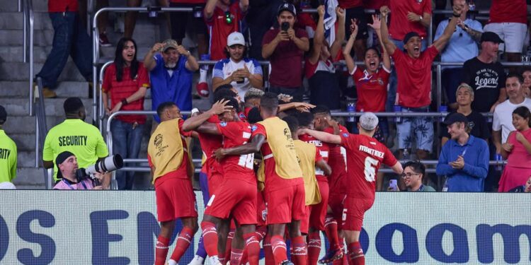 Panama cruise past Bolivia to book a space in the knockout stage of Copa America