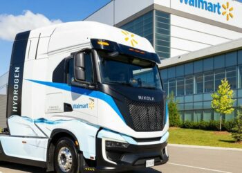 Walmart first retailer in North America to deploy hydrogen semi