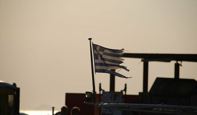 Greg Palast on US Election Fraud and Neoliberalism Gone Amok in Latin America and Greece