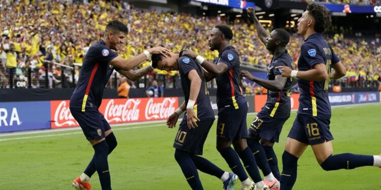 Ecuador outclasses Jamaica in Copa Group B play