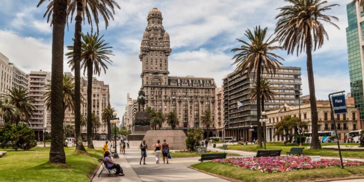 Could You Afford a Vacation Home in South America? Check Out the Prices in These 6 Cities