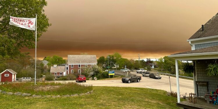 Canada's wildfires, smoke became a problem for US