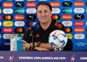 Colombia coach Néstor Lorenzo critical of extended…