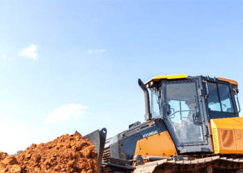 Hyundai introduces crawler dozer for North America