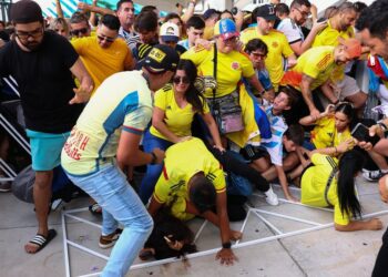 Copa America Argentina – Colombia fan photos of Hard Rock Stadium chaos