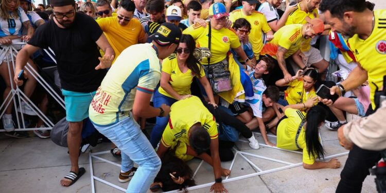 Copa America Argentina – Colombia fan photos of Hard Rock Stadium chaos