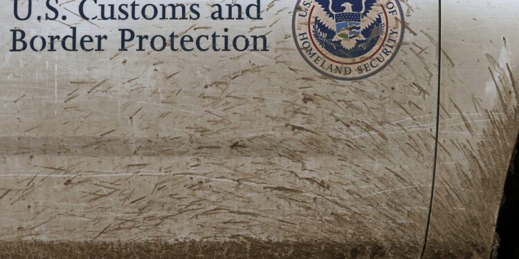 U.S.-Mexico Border App Hit by Microsoft Outage