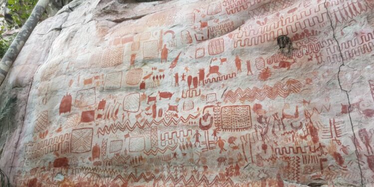 Rock Art Shows Early Humans In South America's Contact With New World's Animals